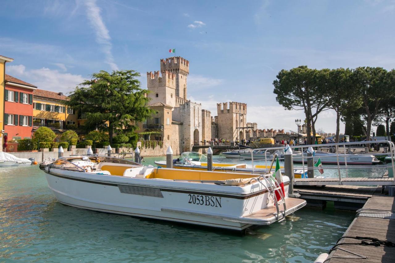 Villa Fiorita Apartments Sirmione Esterno foto