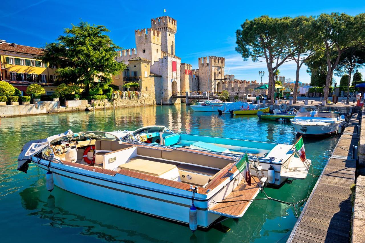 Villa Fiorita Apartments Sirmione Esterno foto